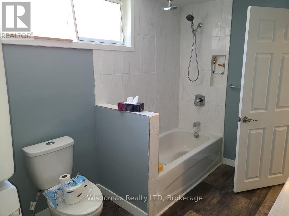 5 Court Street Property Photo 13