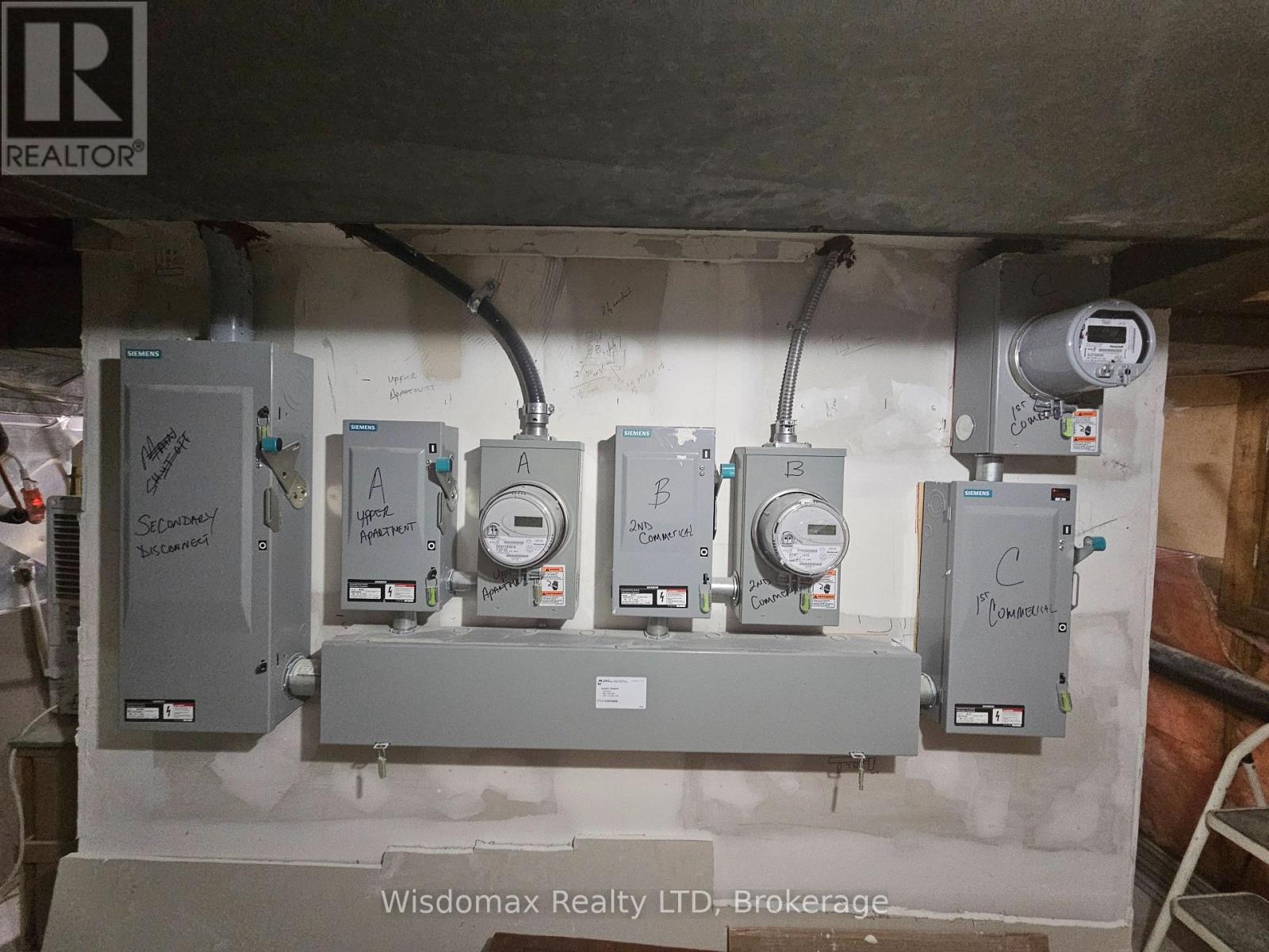 5 Court Street Property Photo 18