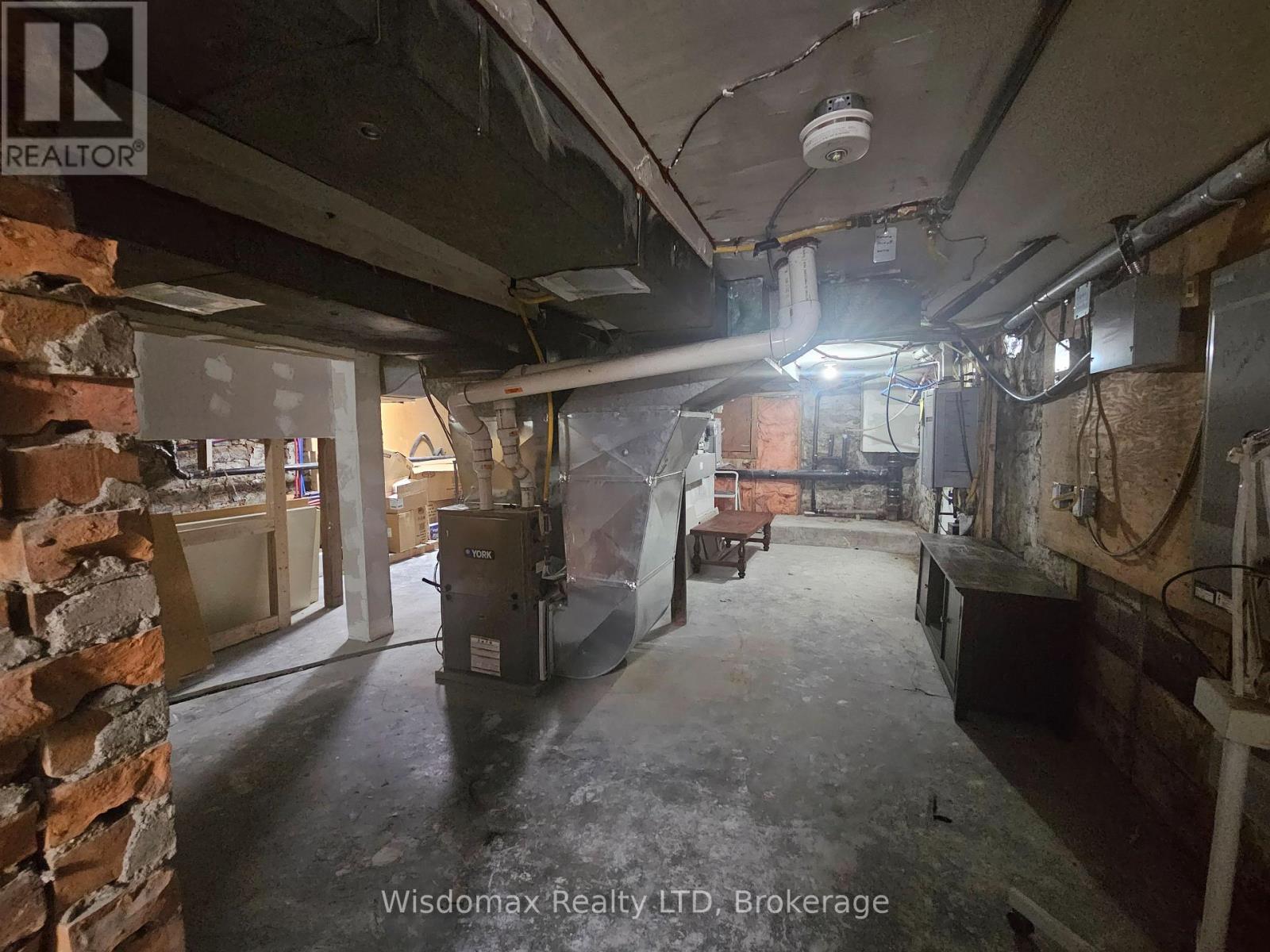 5 Court Street Property Photo 20