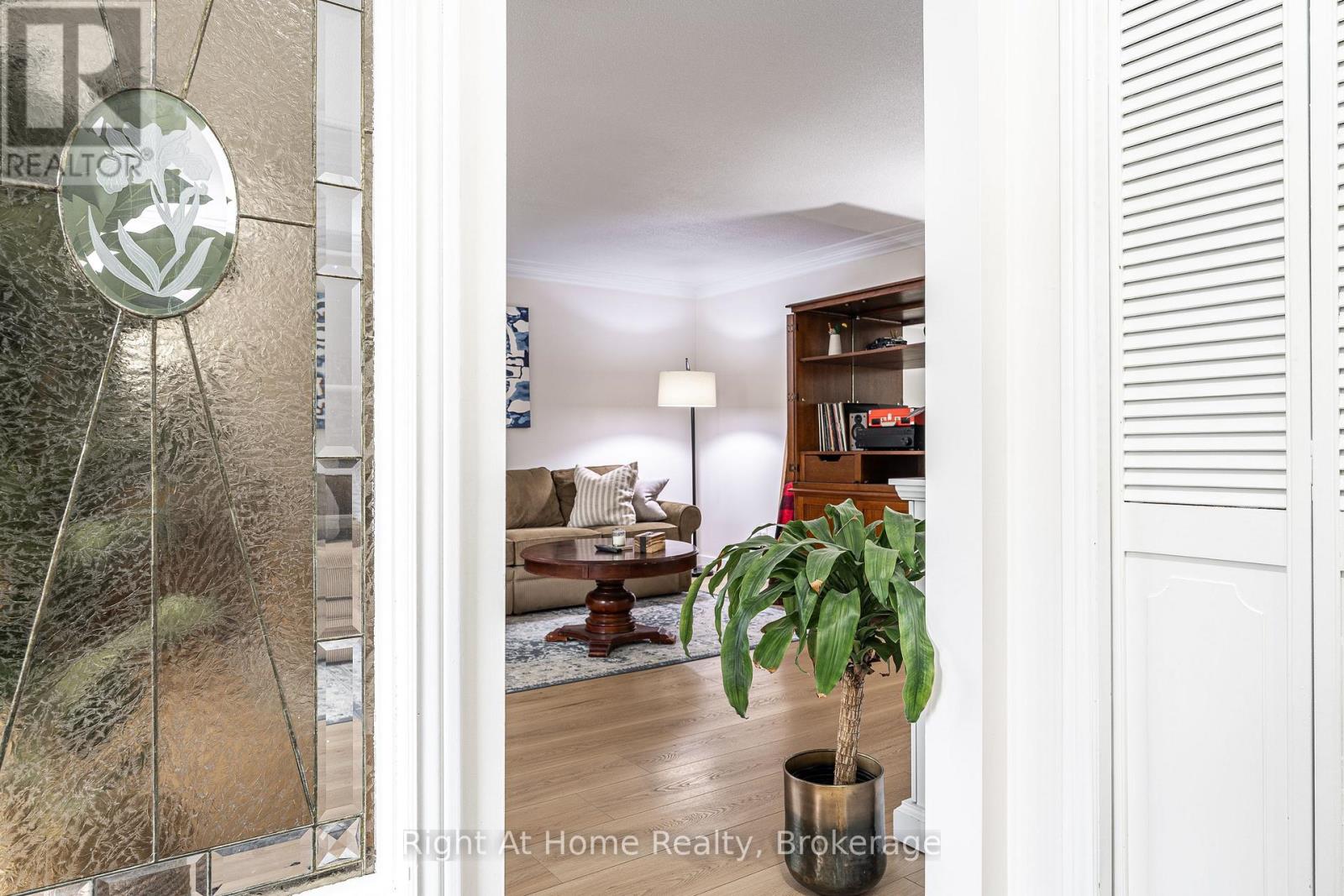 34 White Street Property Photo 4