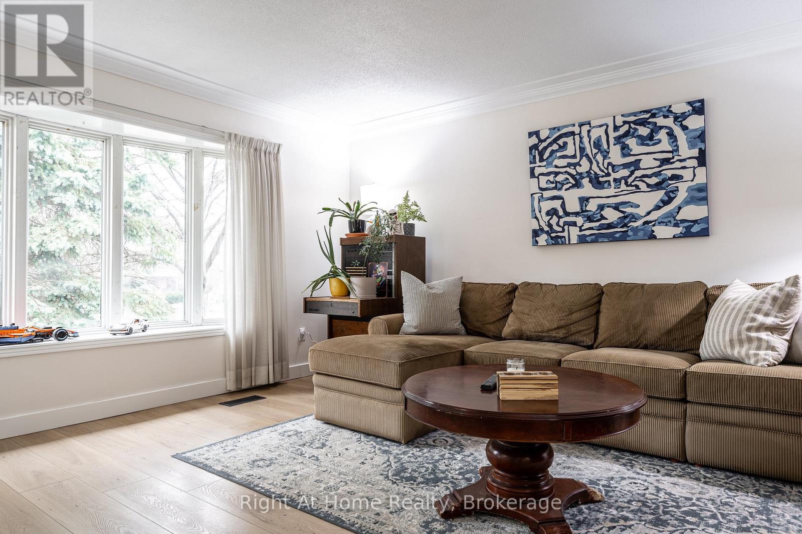 34 White Street Property Photo 9