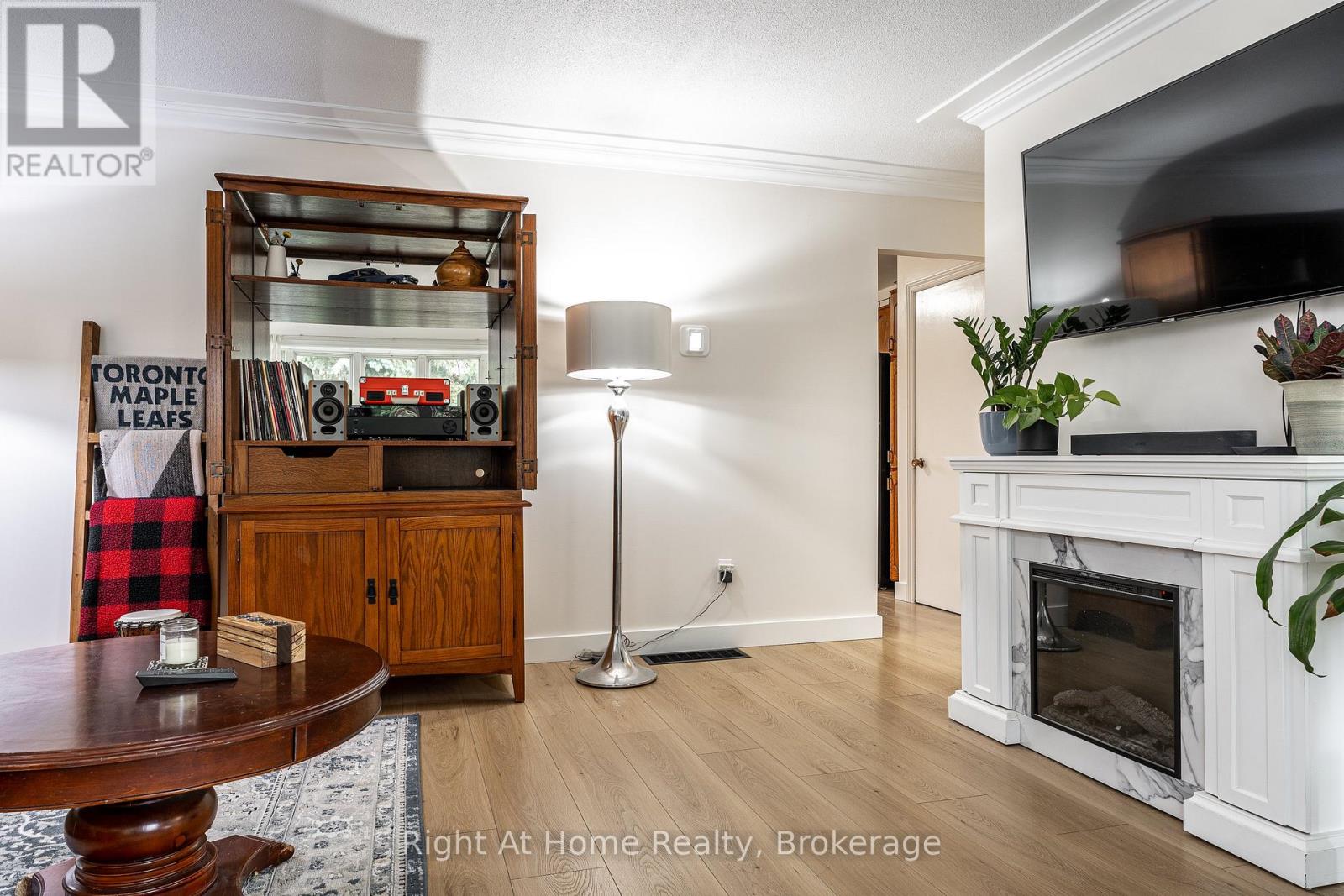 34 White Street Property Photo 11