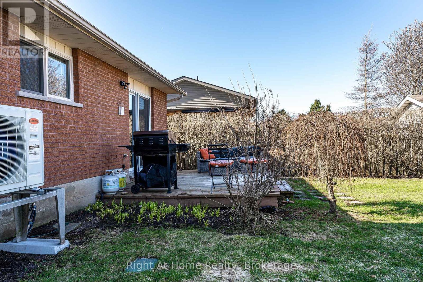 34 White Street Property Photo 43