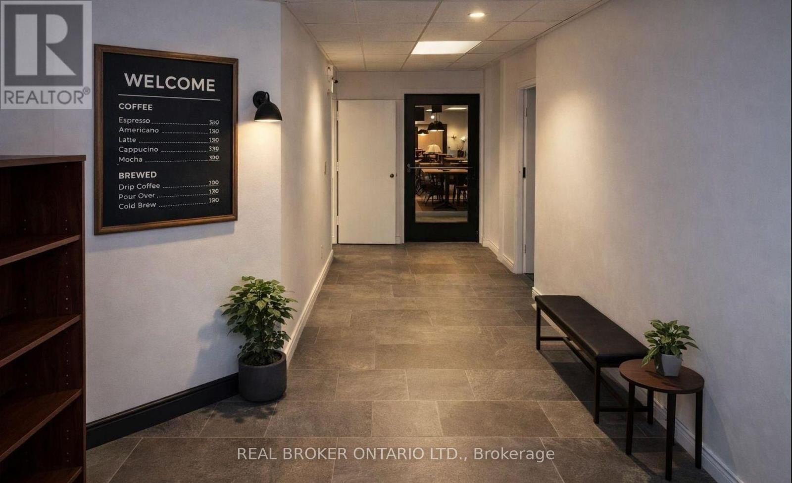 100 - 231 Bay Street N Property Photo 20