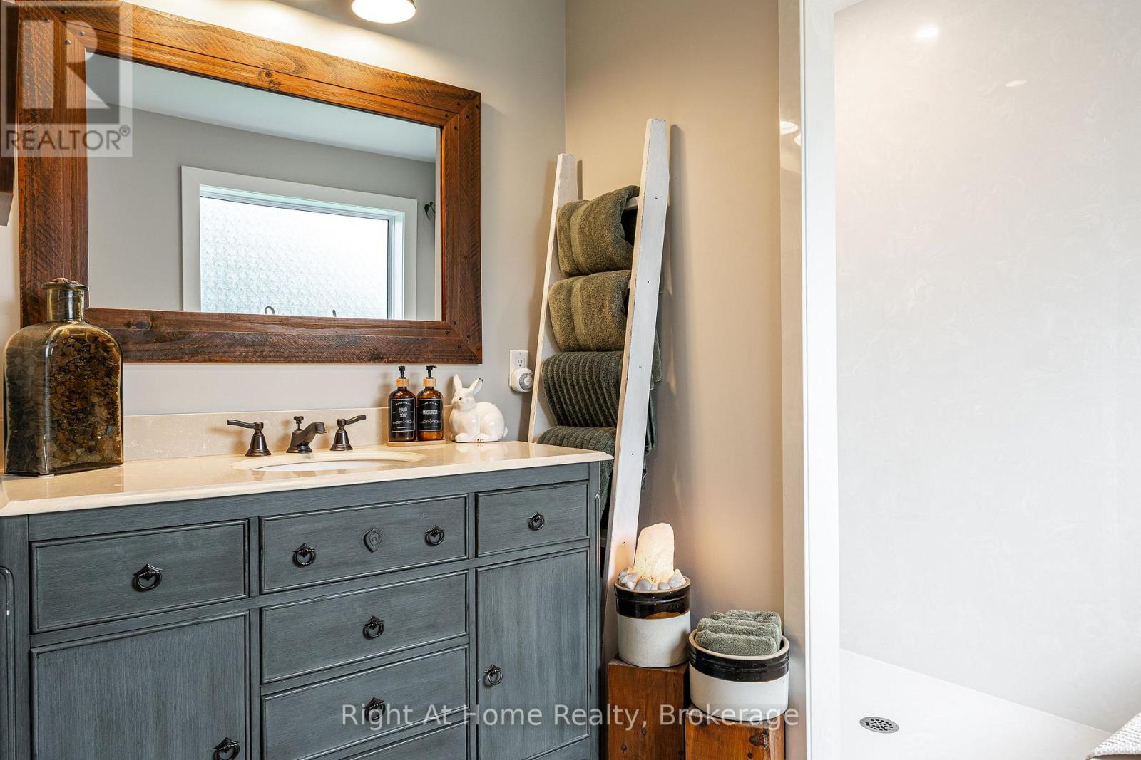 71214 Anne Street Property Photo 23