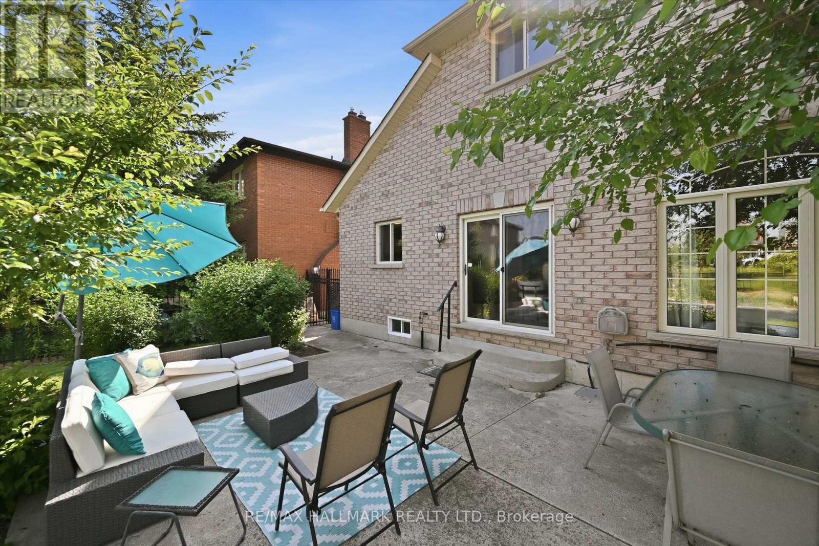 82 Second Road W Property Photo 45