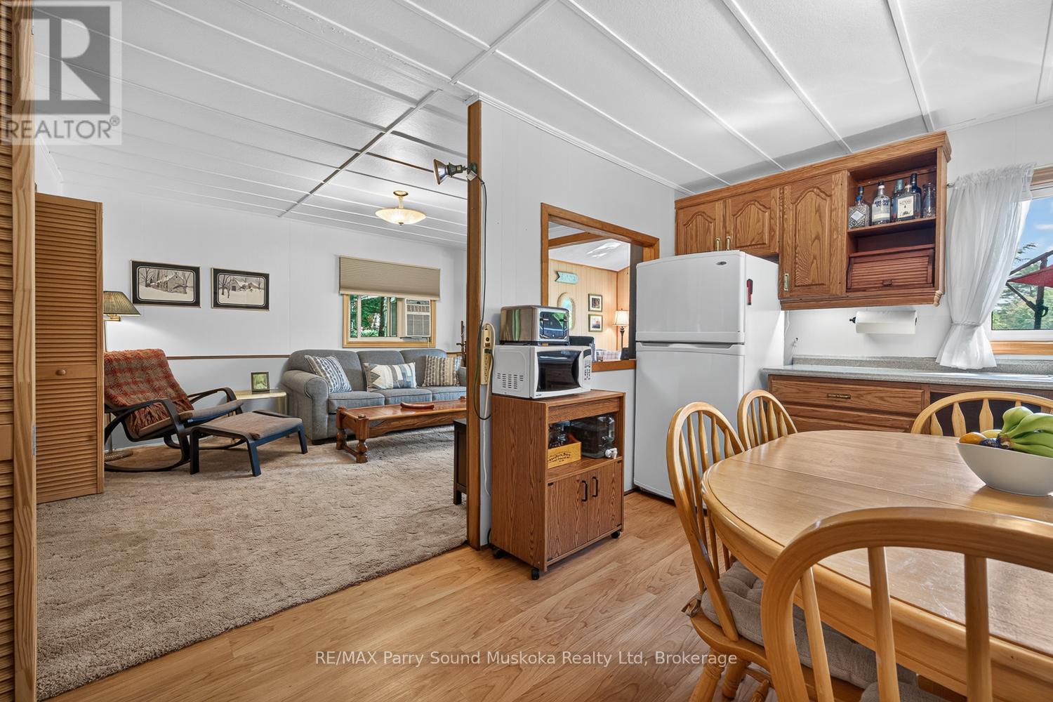 101 Chain Of Lakes Road Property Photo 25