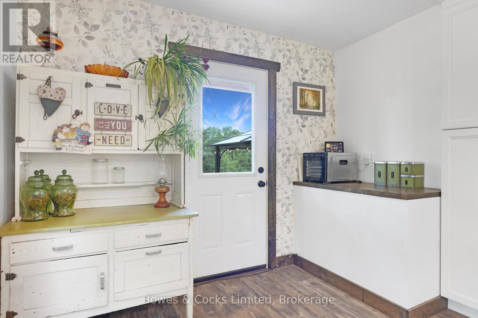 2885 Lower Faraday Road Property Photo 7