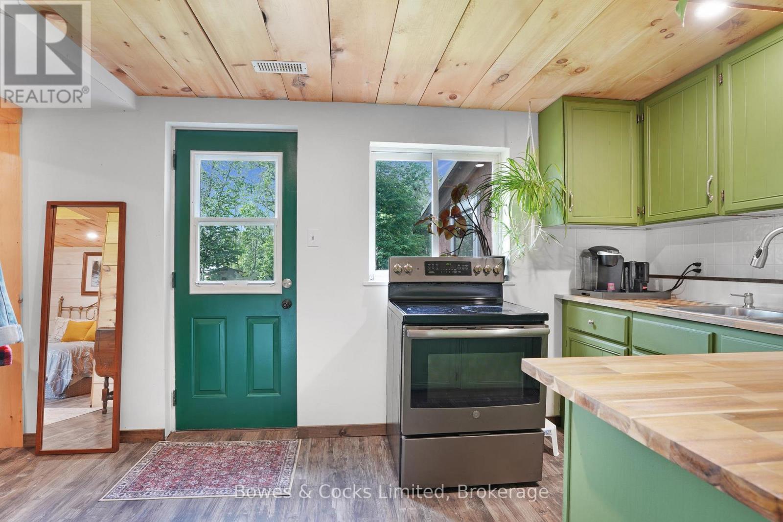 2885 Lower Faraday Road Property Photo 33