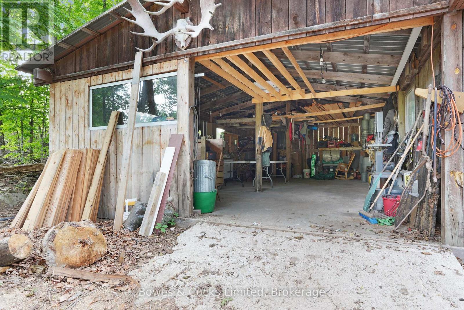 2885 Lower Faraday Road Property Photo 42