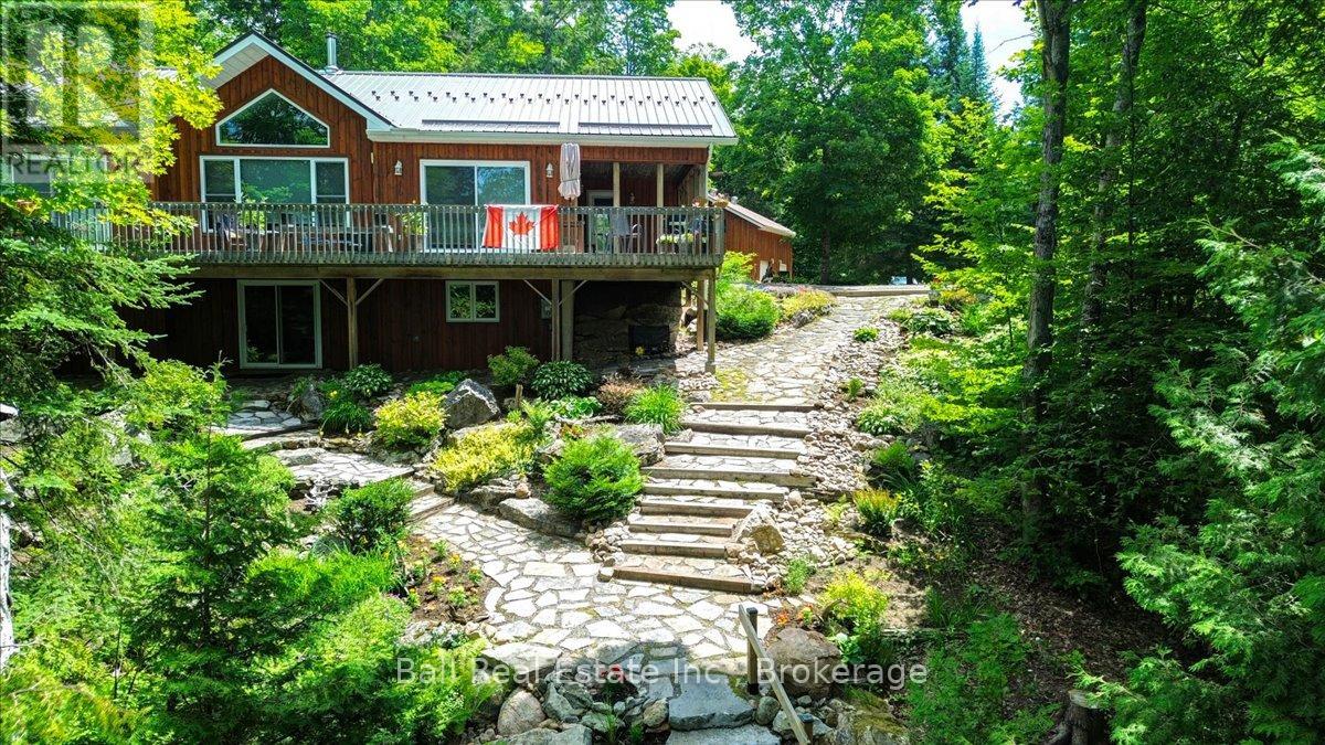 240 Stringer Drive Photo de la propriété 1