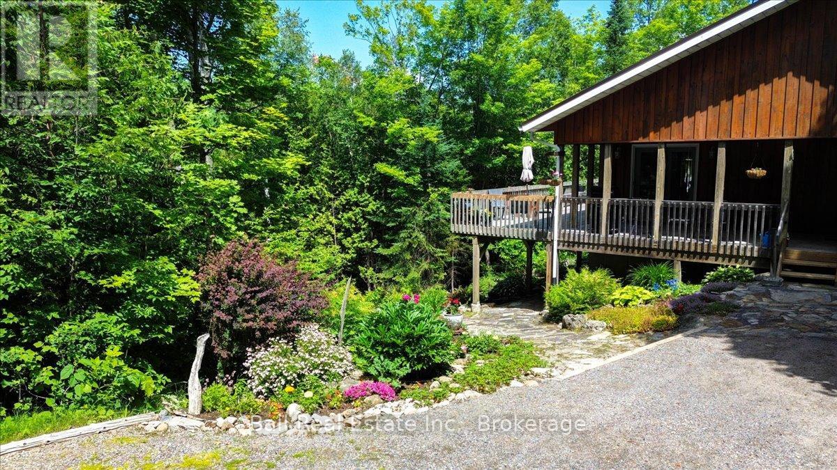 240 Stringer Drive Property Photo 8