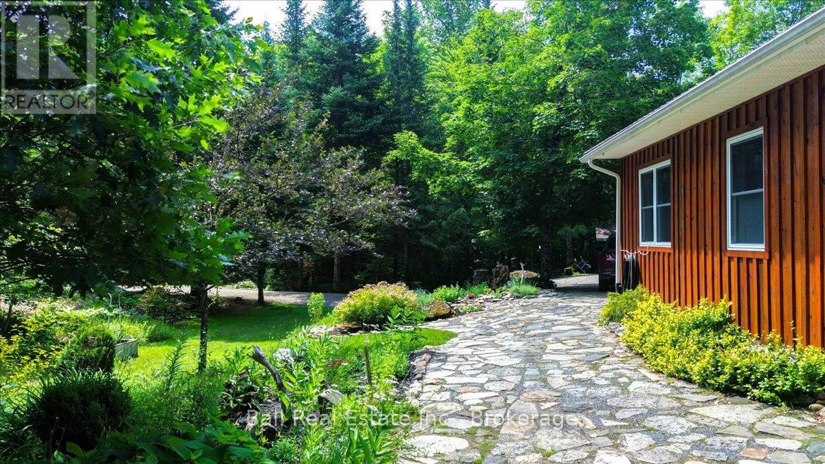 240 Stringer Drive Property Photo 11