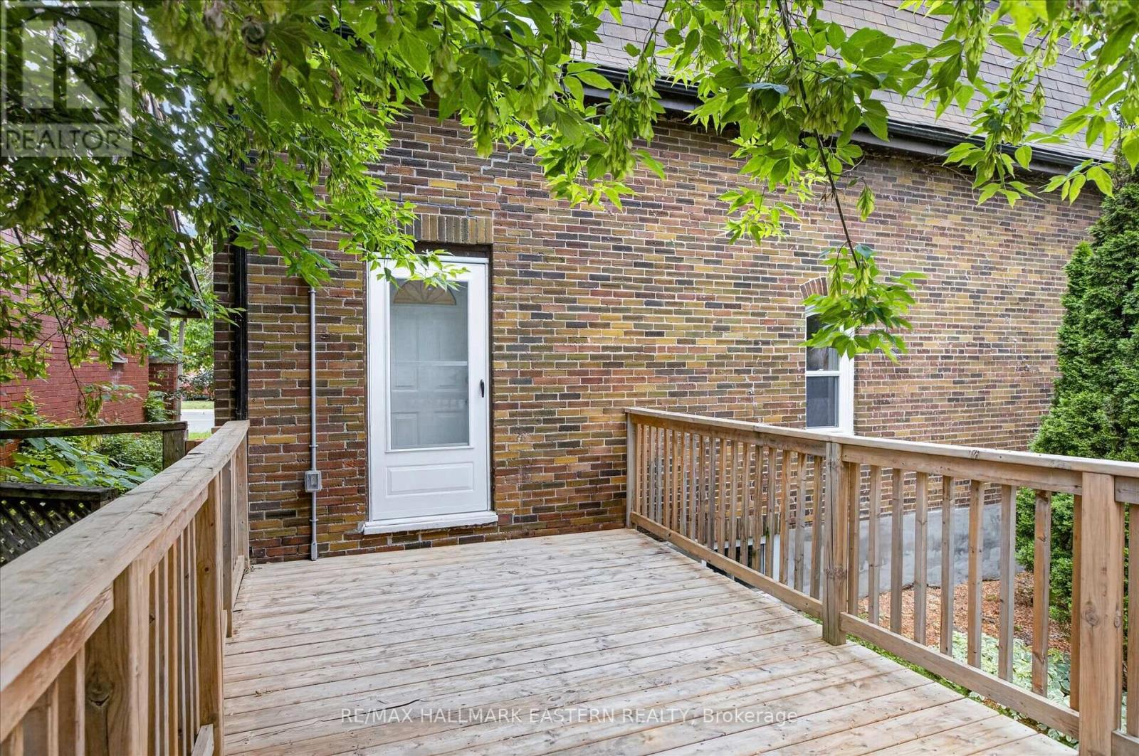 475 Aylmer Street N Property Photo 46