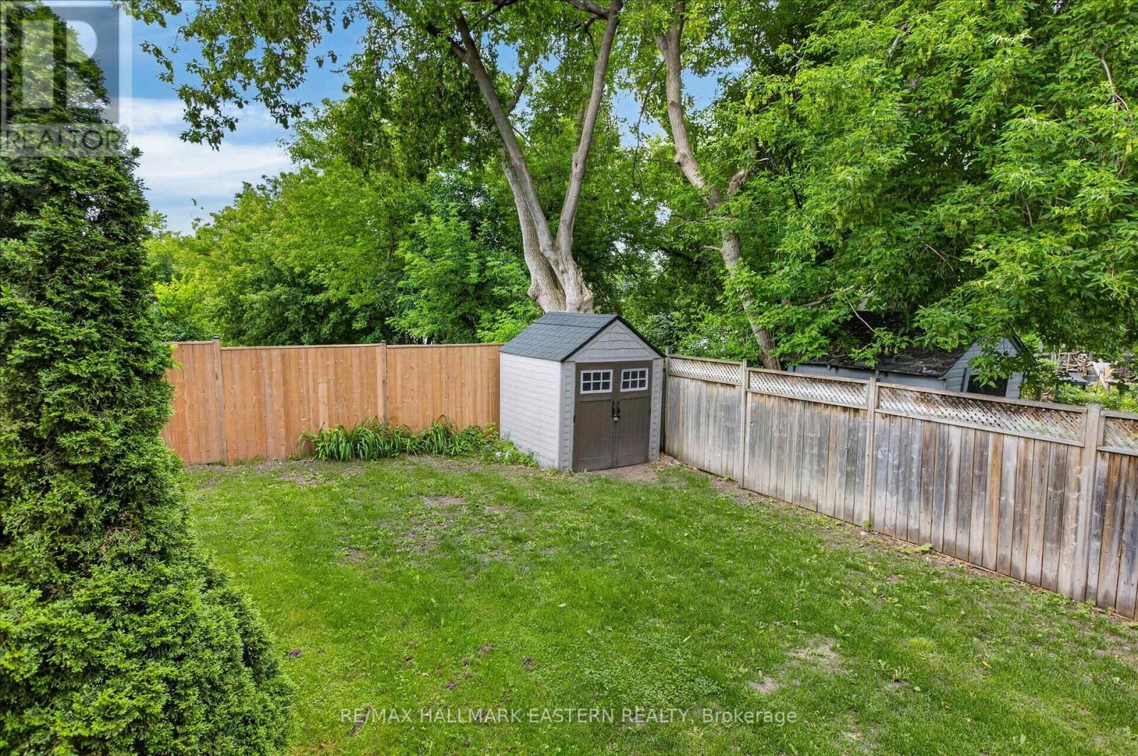 475 Aylmer Street N Property Photo 48