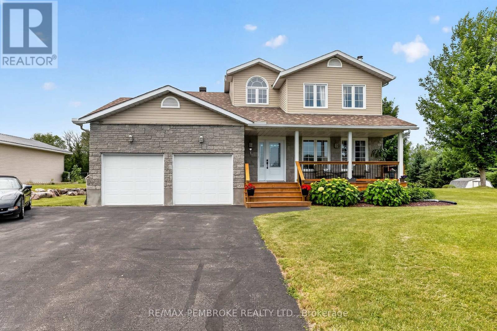 9 HERON DRIVE