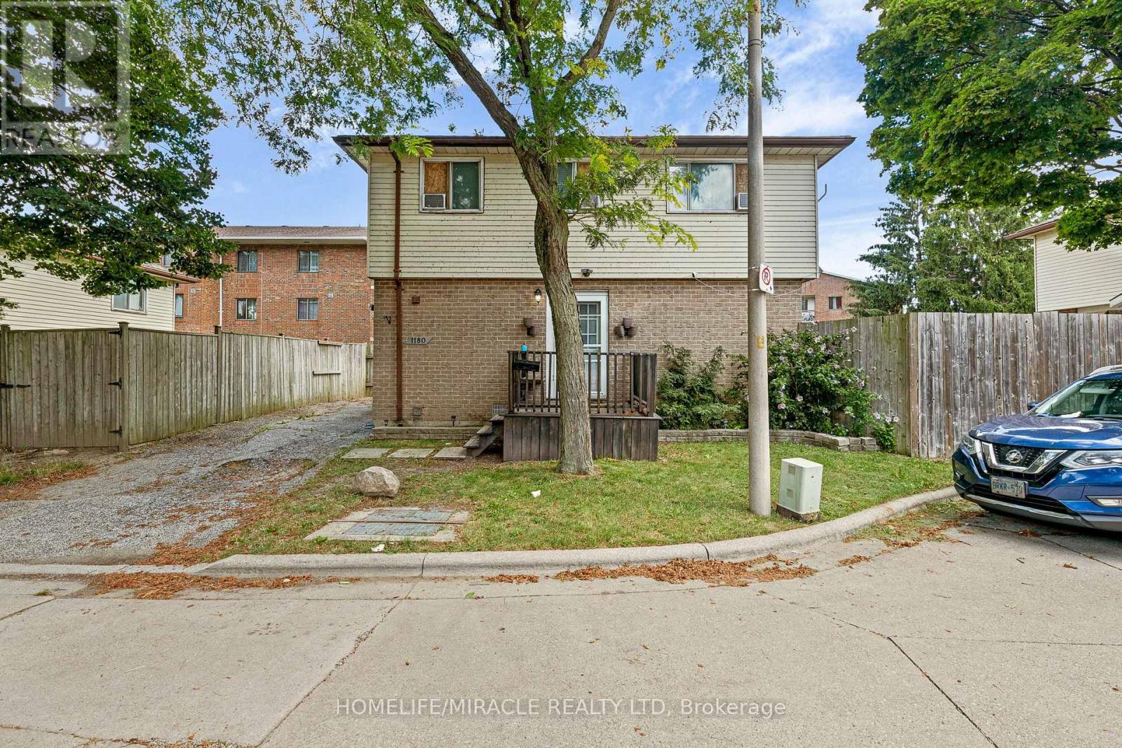 1180 HEATHFIELD COURT Property Photo 1