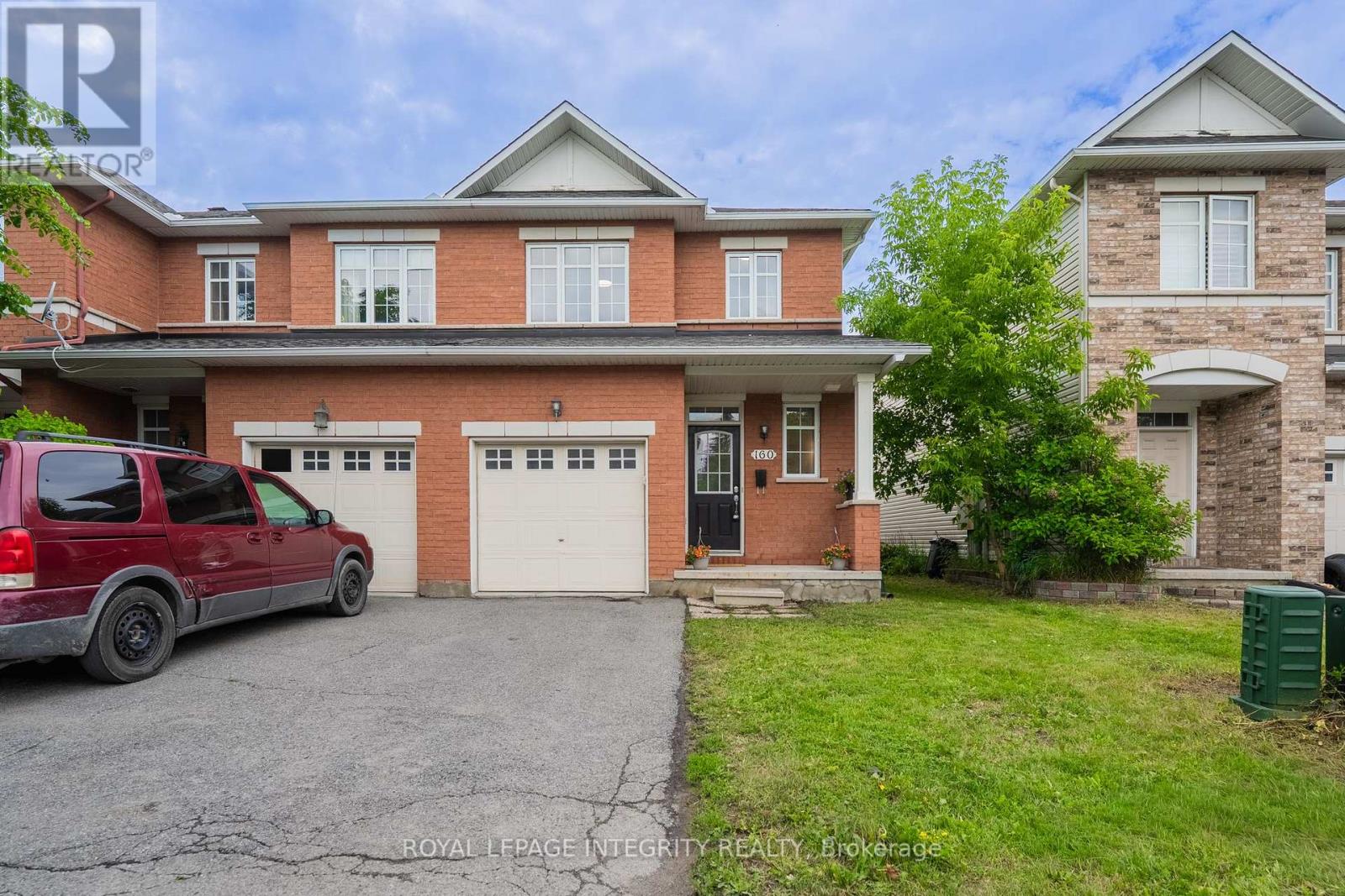 160 Deercroft Avenue Property Photo 1