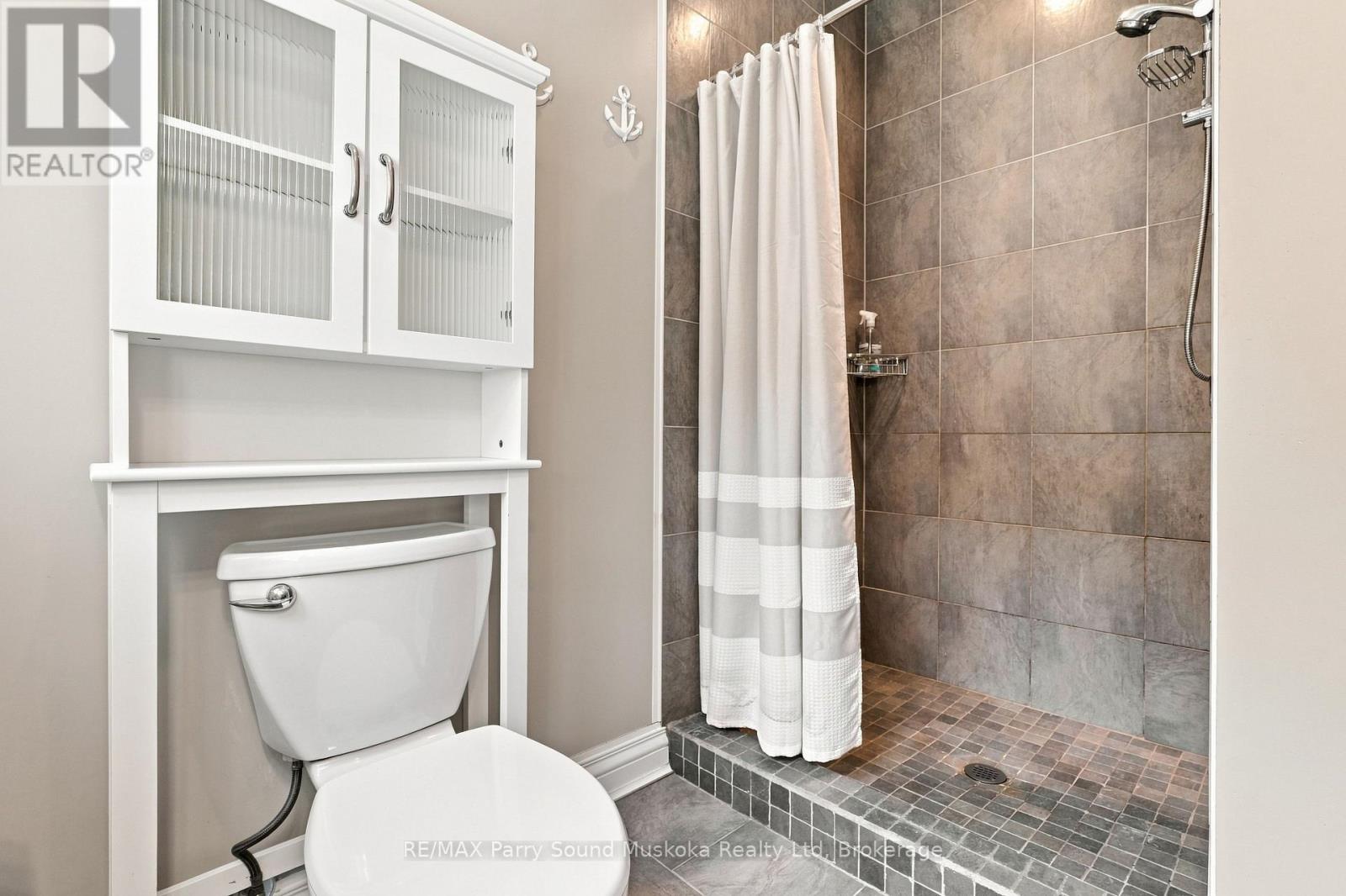 9 Desmasdons Road Property Photo 18