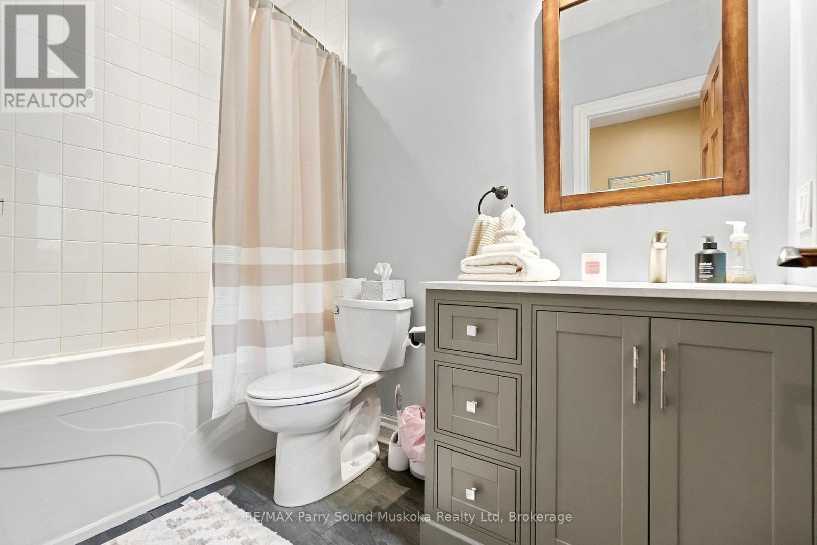 9 Desmasdons Road Property Photo 21
