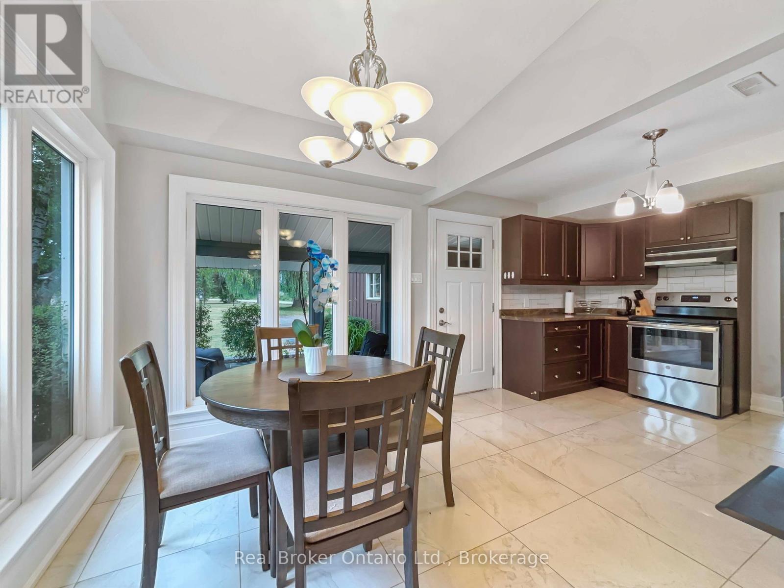 138 Cockshutt Road Property Photo 7