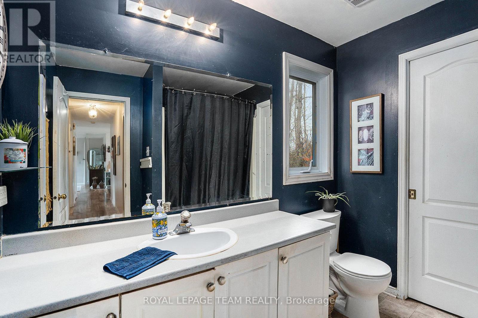 4 Black Walnut Road Property Photo 20