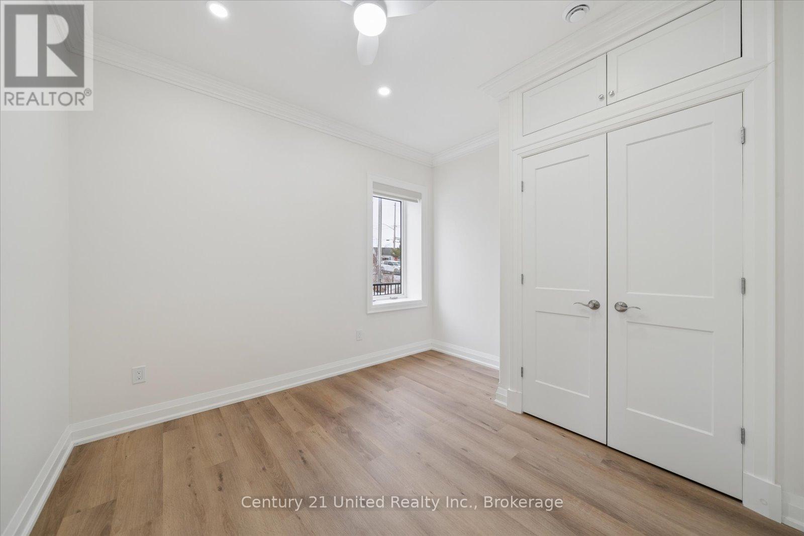 201 - 1027 Willcox Street Property Photo 24