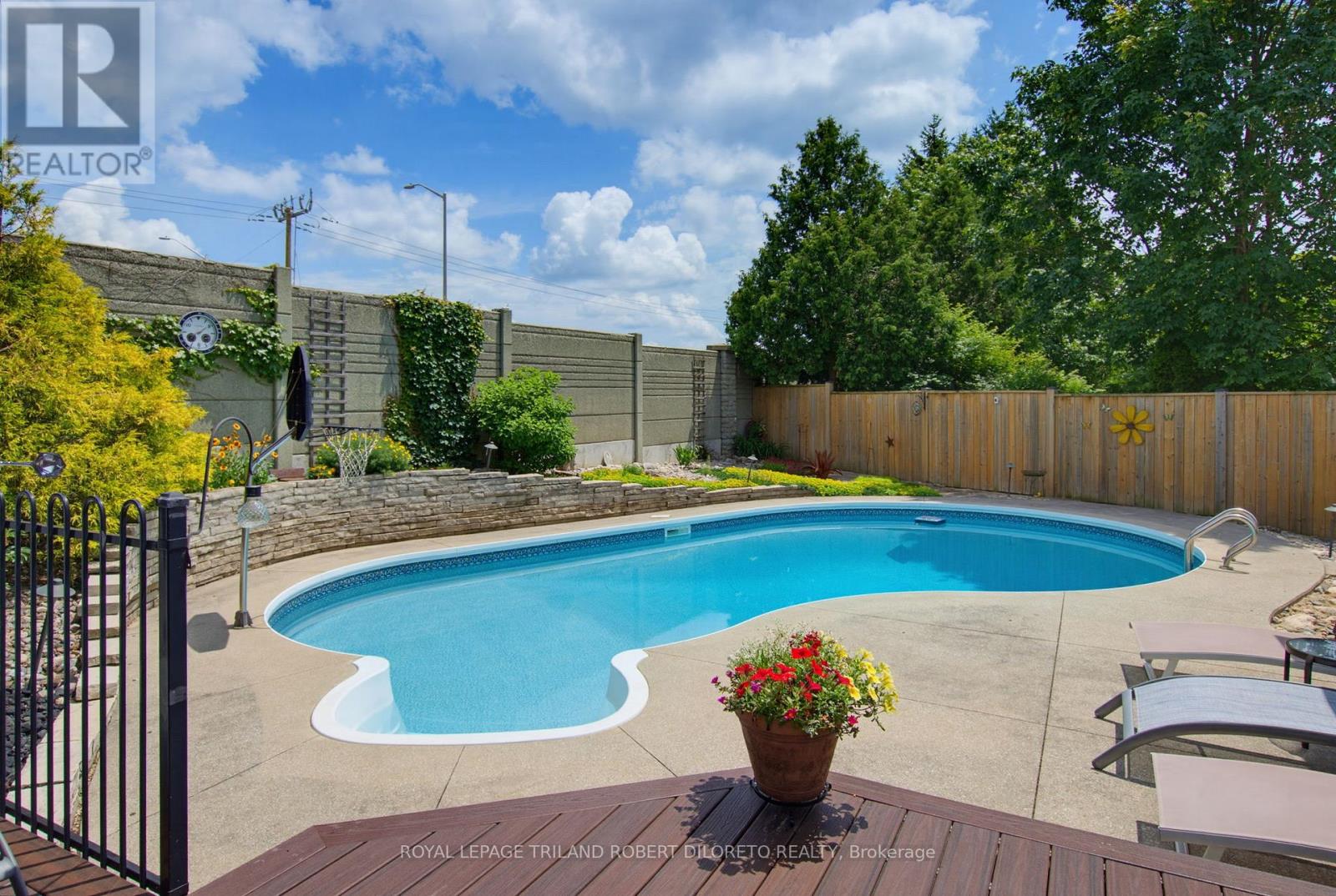 102 St Bees Court Property Photo 40