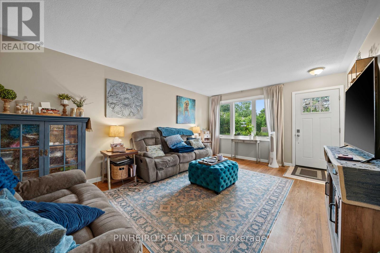 15 Villeneuve Crescent Property Photo 18