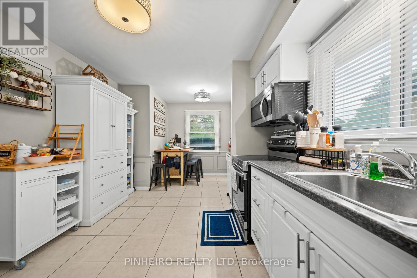 15 Villeneuve Crescent Property Photo 20