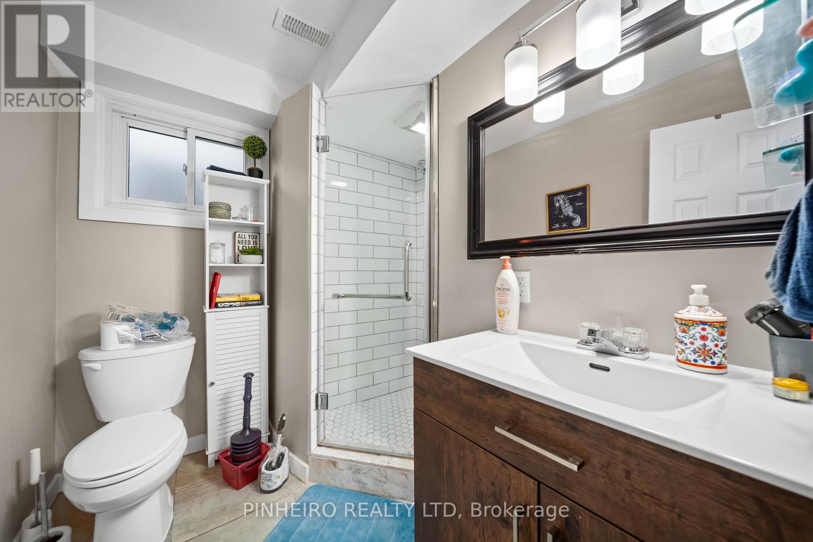 15 Villeneuve Crescent Property Photo 34