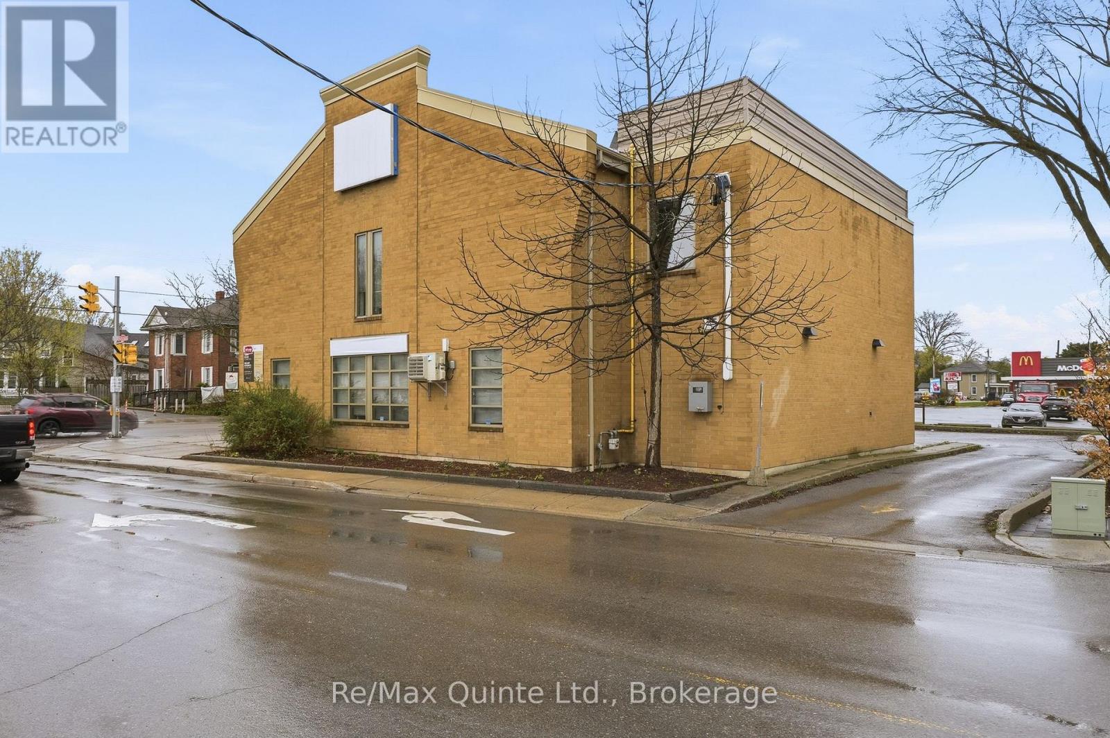 115 Picton Main Street Property Photo 3