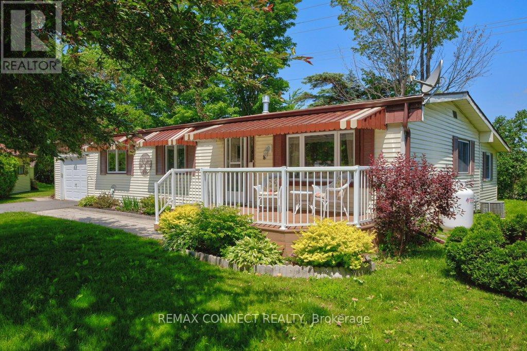 8 Circle Drive Property Photo 1