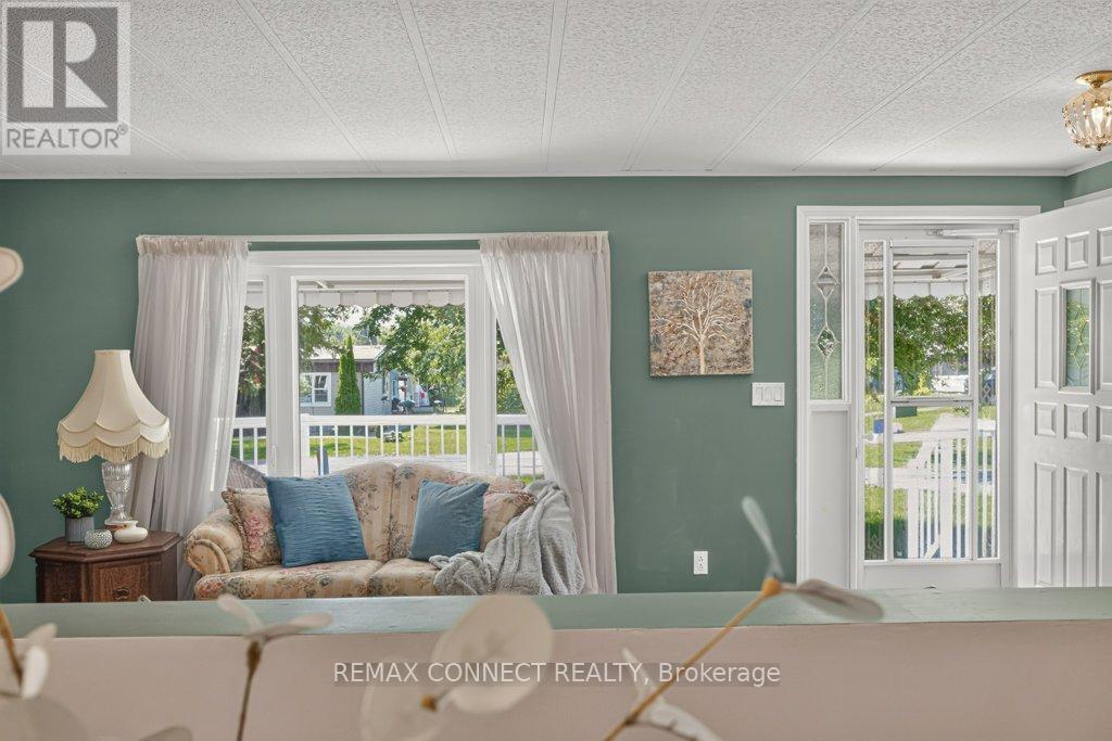 8 Circle Drive Property Photo 9