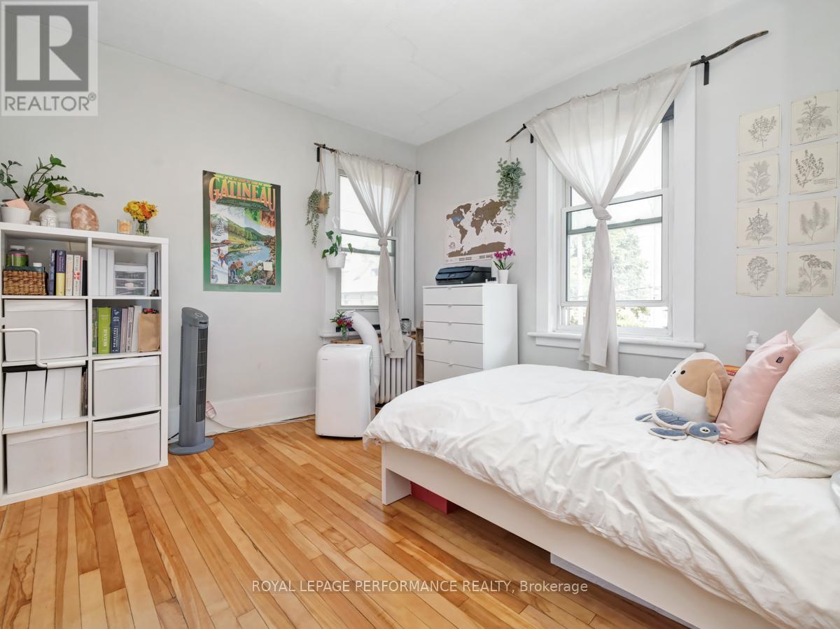 342 Frank Street Property Photo 17