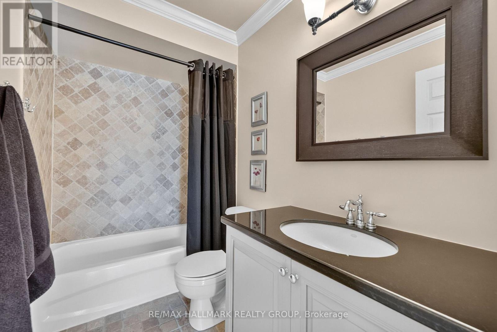615 Aquaview Drive Property Photo 26