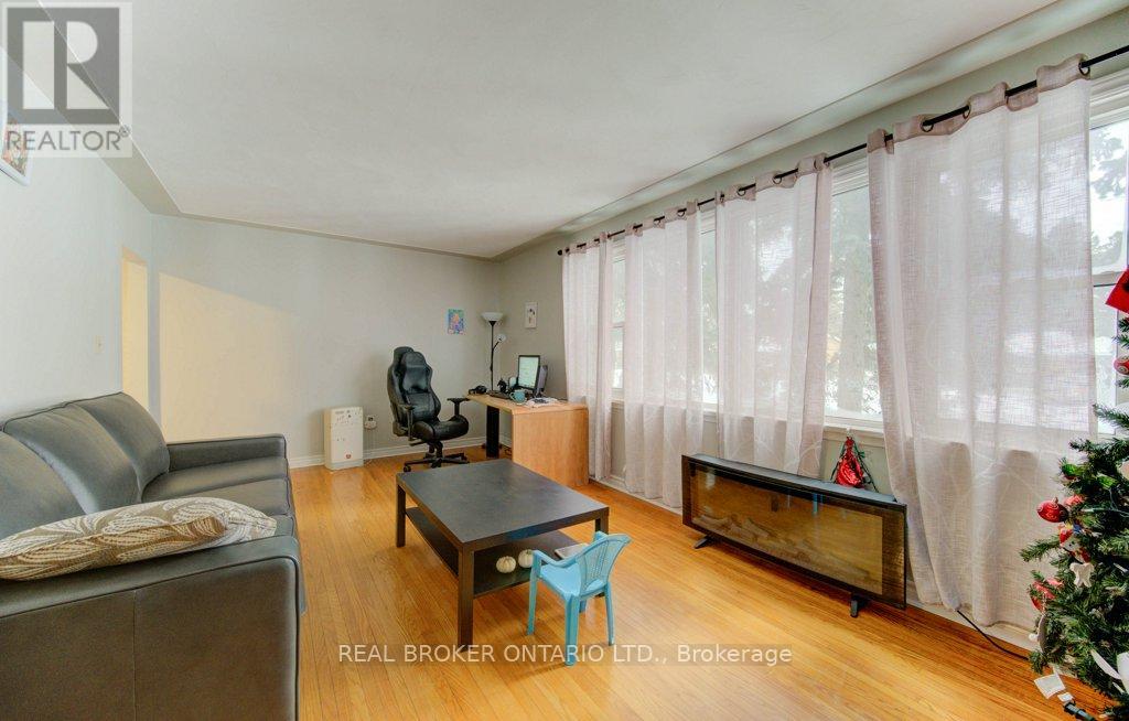 109 Eton Drive Property Photo 16