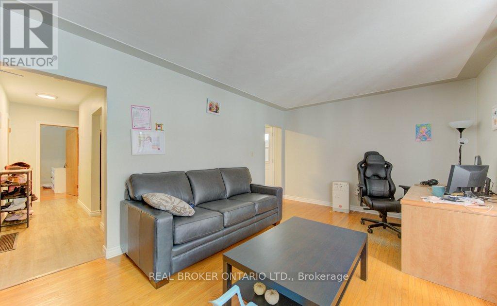 109 Eton Drive Property Photo 18