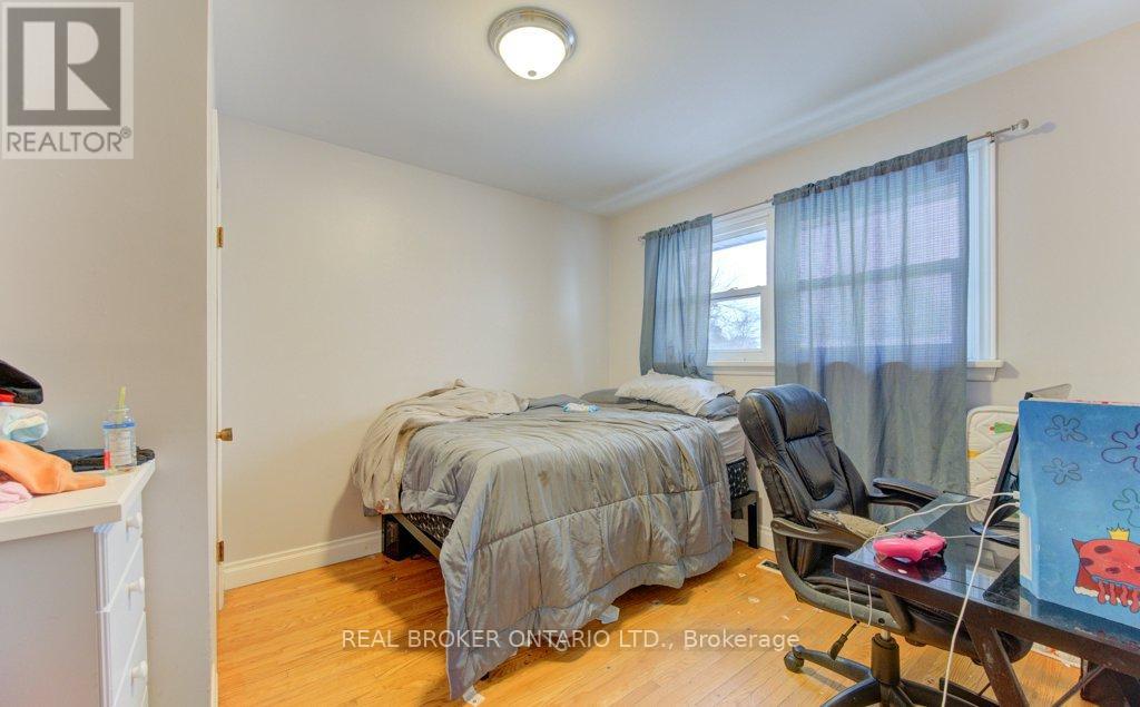 109 Eton Drive Property Photo 25