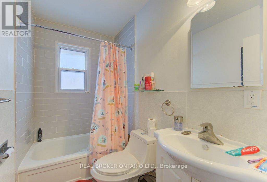 109 Eton Drive Property Photo 26