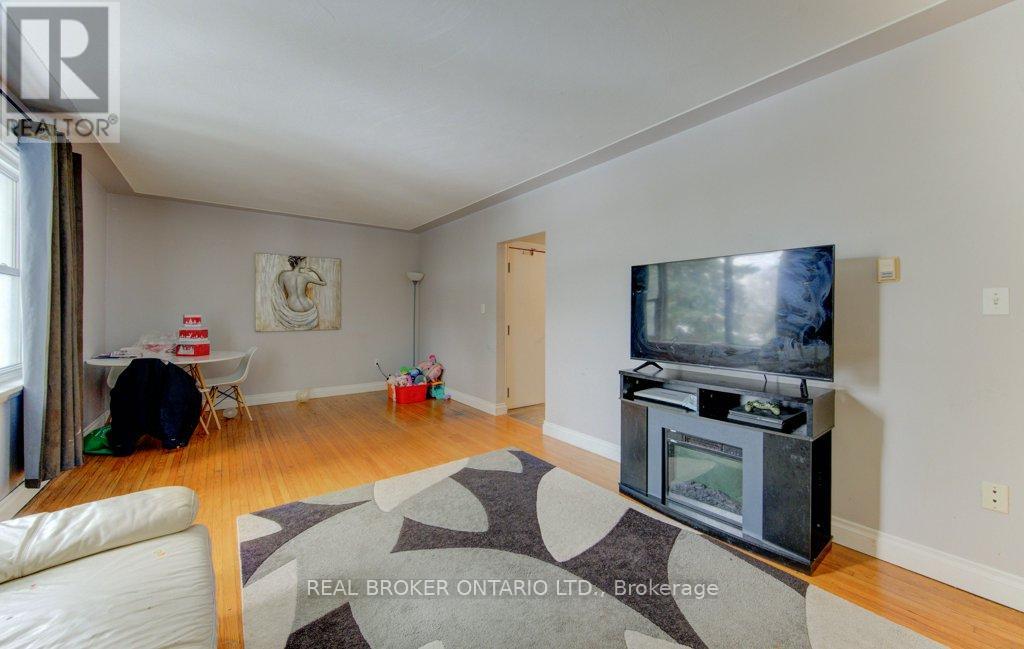 109 Eton Drive Property Photo 35