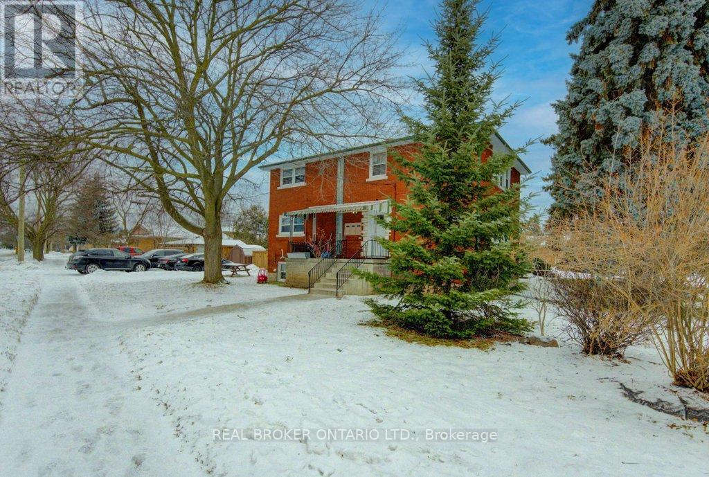 109 Eton Drive Property Photo 42