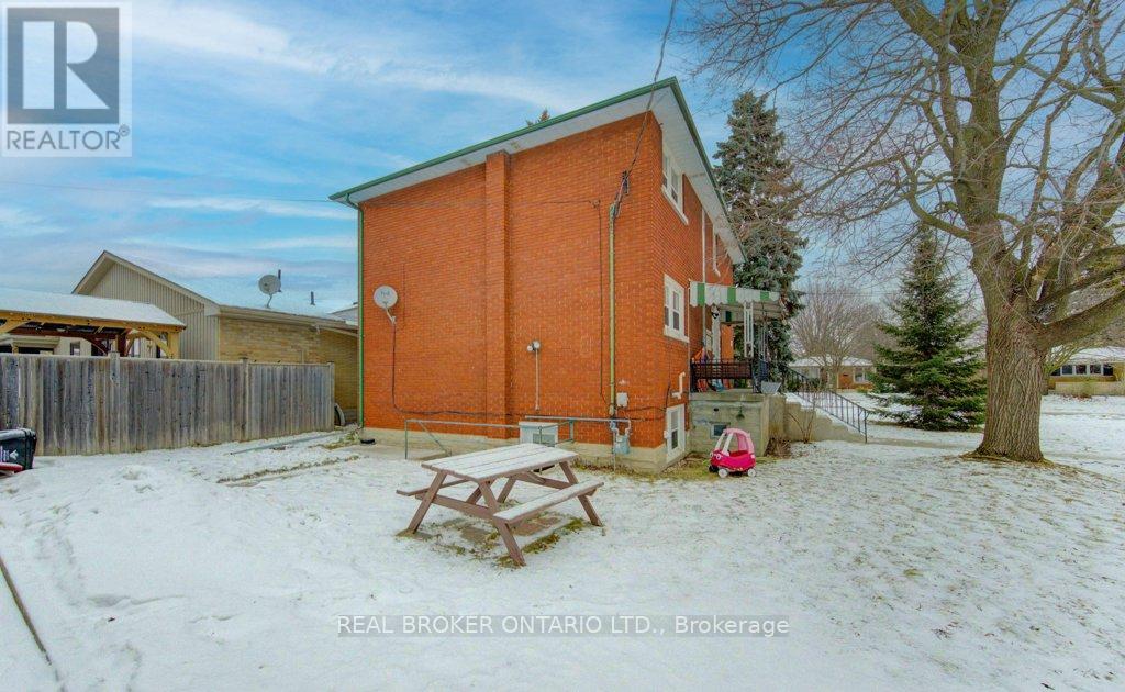109 Eton Drive Property Photo 45