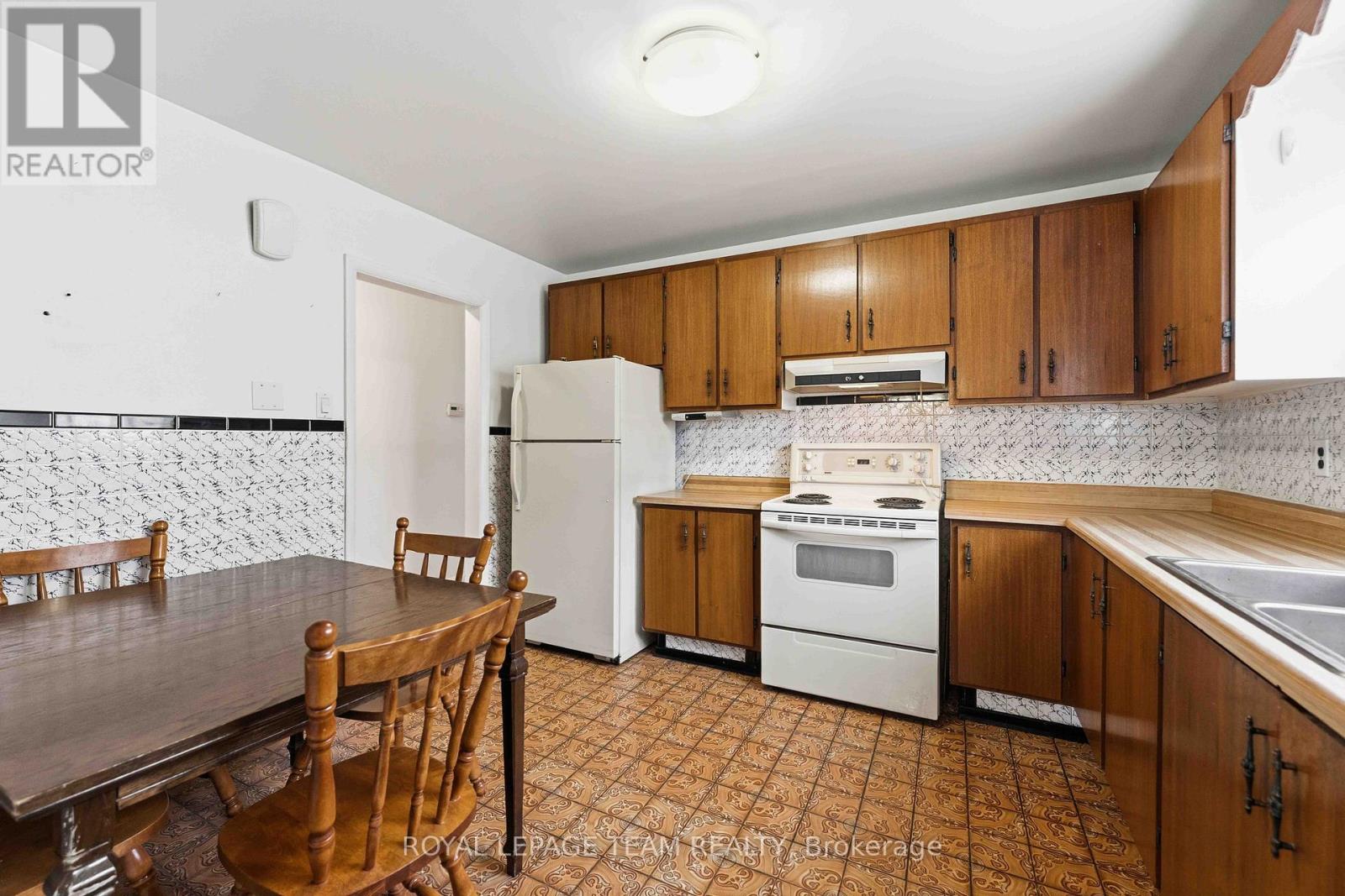 1197 Maitland Avenue Property Photo 11