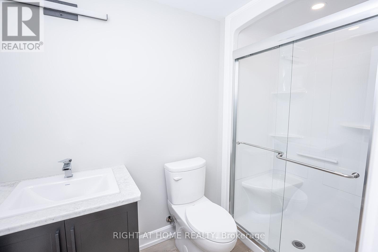 3909 Mitchell Crescent Property Photo 12