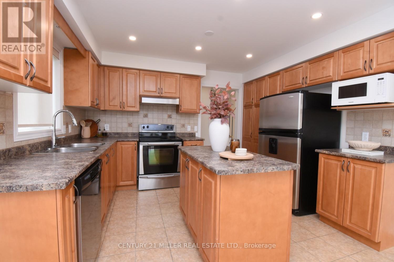 115 Bocelli Crescent Property Photo 14