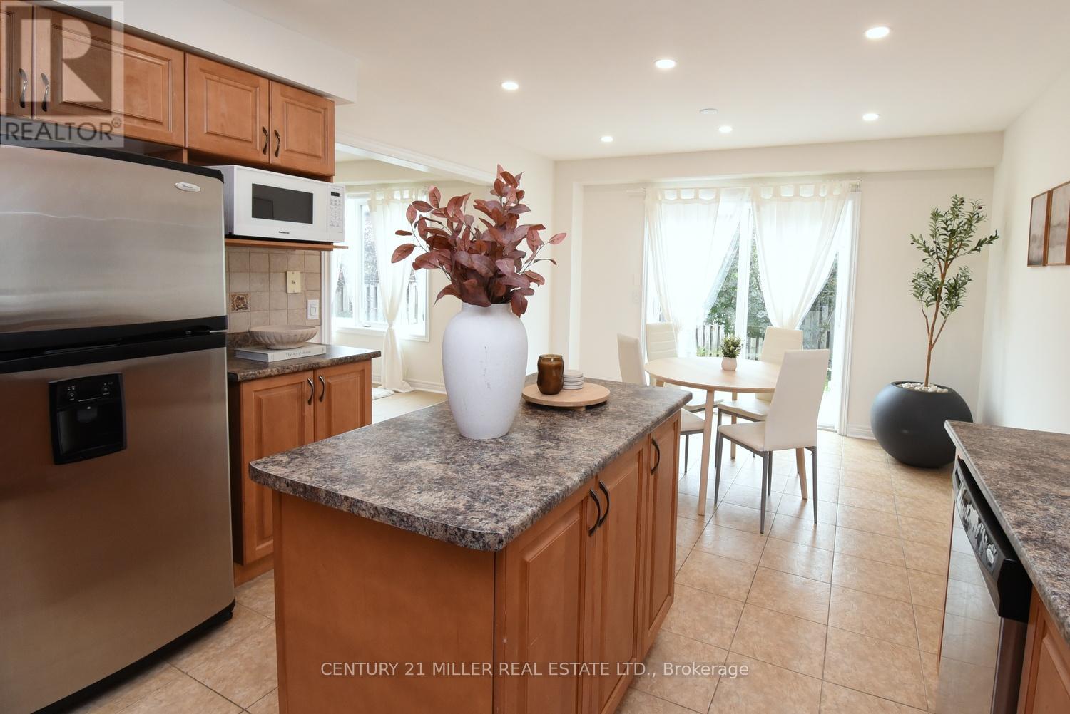 115 Bocelli Crescent Property Photo 15