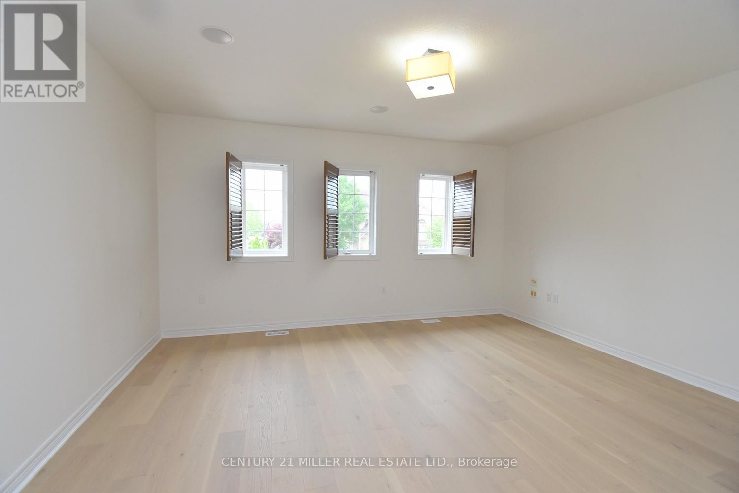 115 Bocelli Crescent Property Photo 19