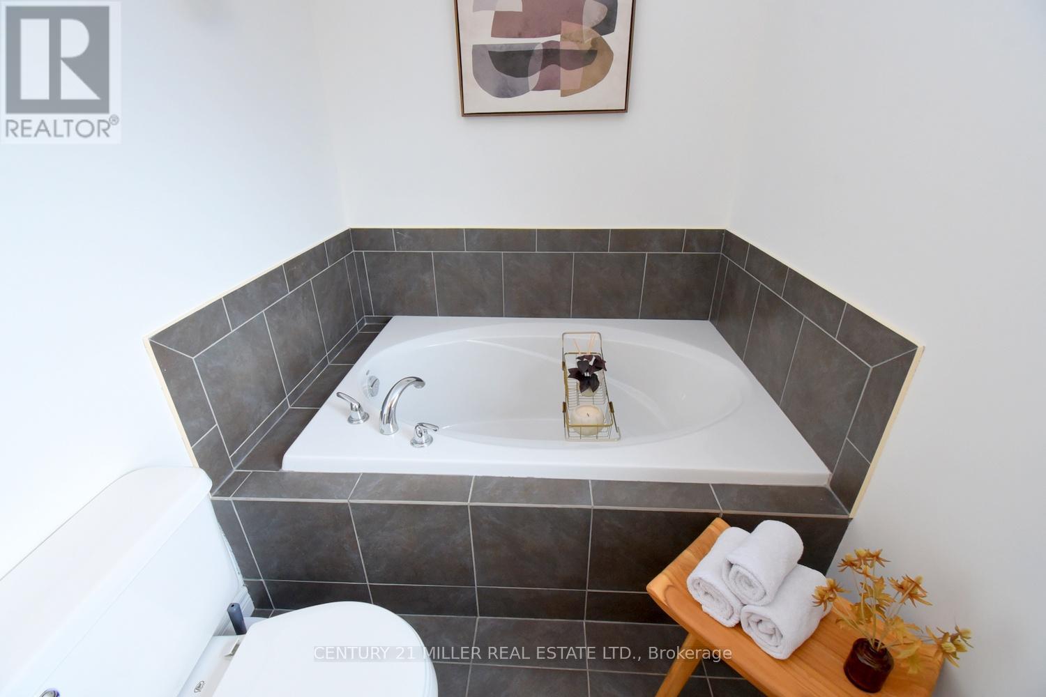 115 Bocelli Crescent Property Photo 29