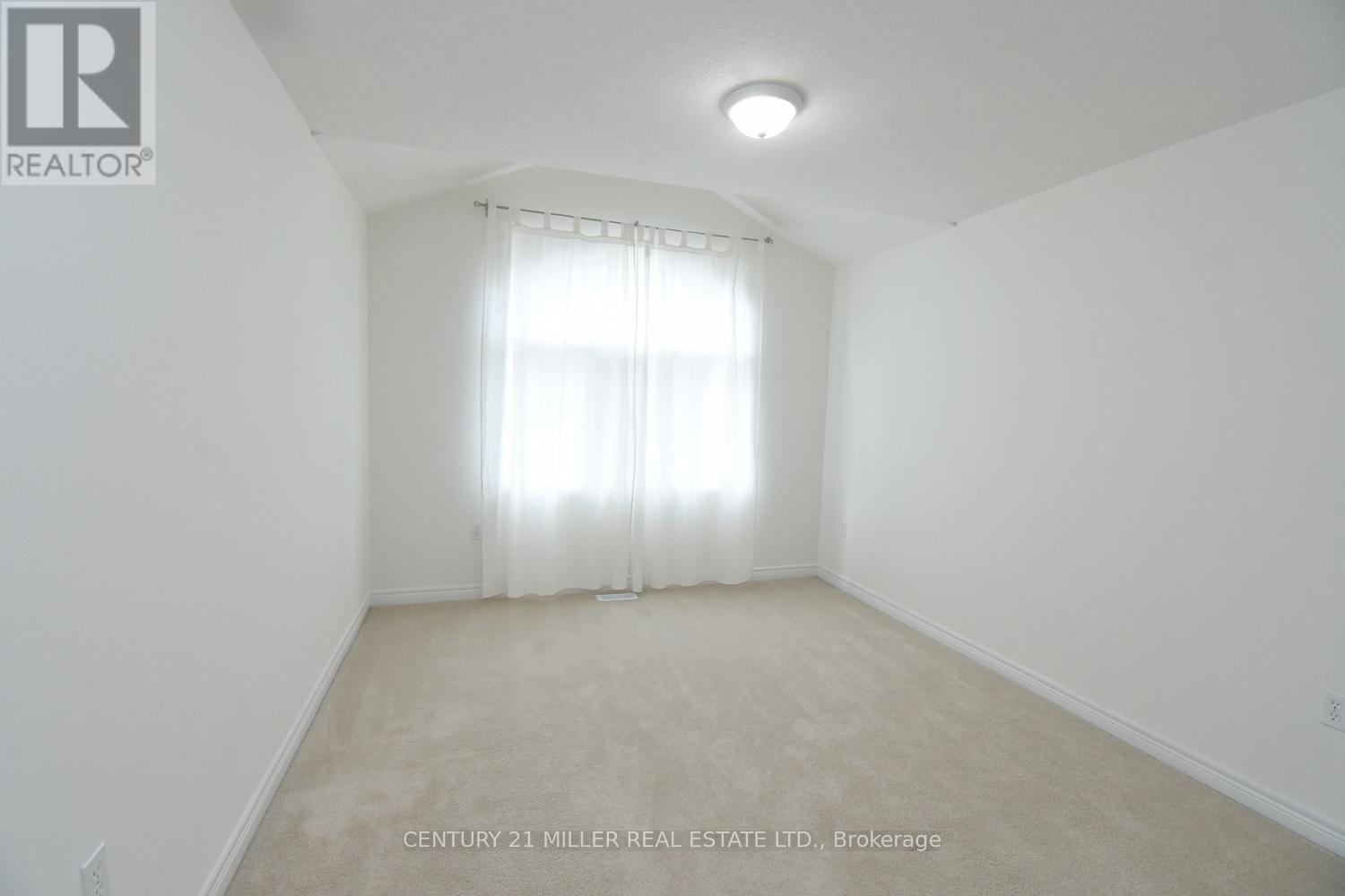 115 Bocelli Crescent Property Photo 32